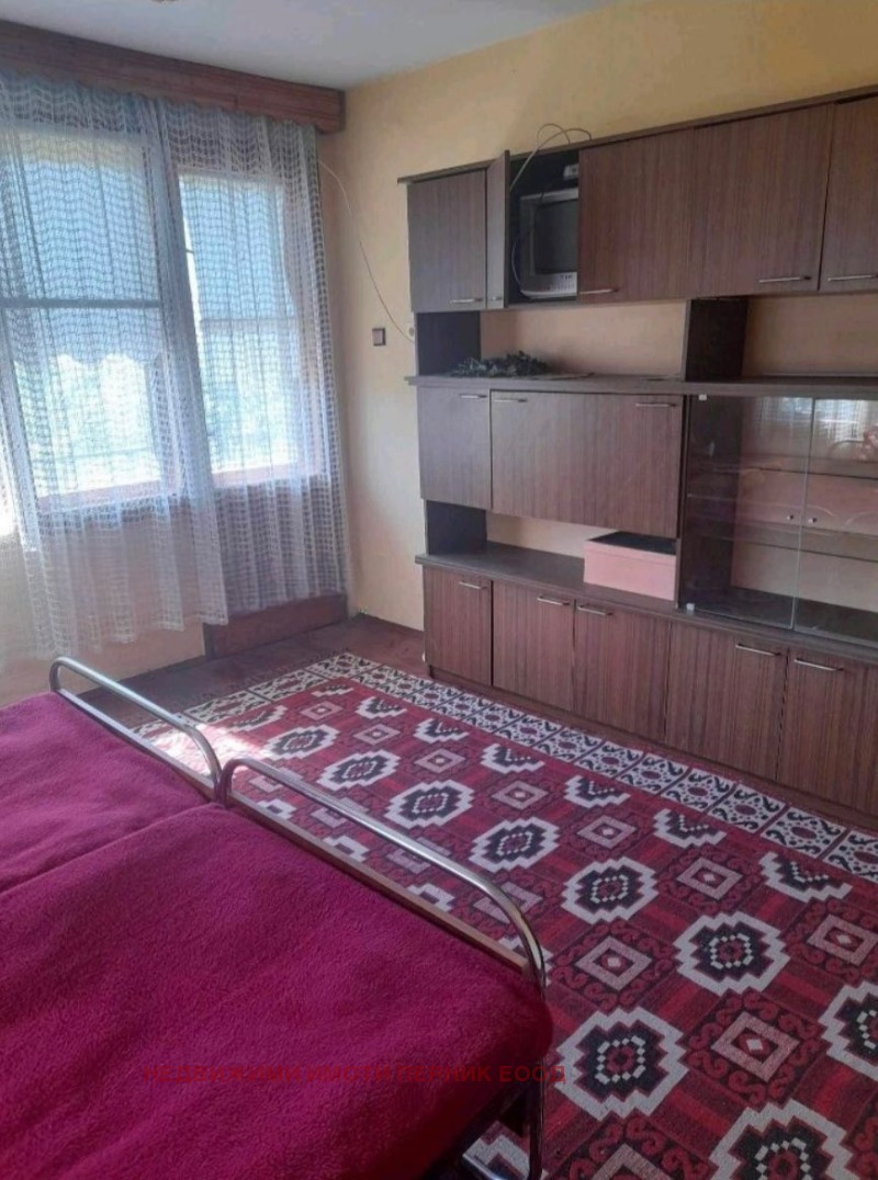 Продава КЪЩА, с. Люлин, област Перник, снимка 5 - Къщи - 52317118