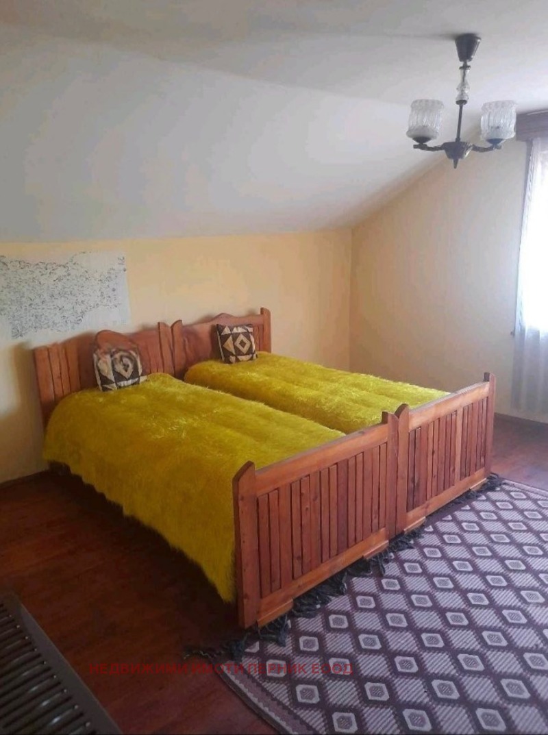Продава КЪЩА, с. Люлин, област Перник, снимка 3 - Къщи - 52317118