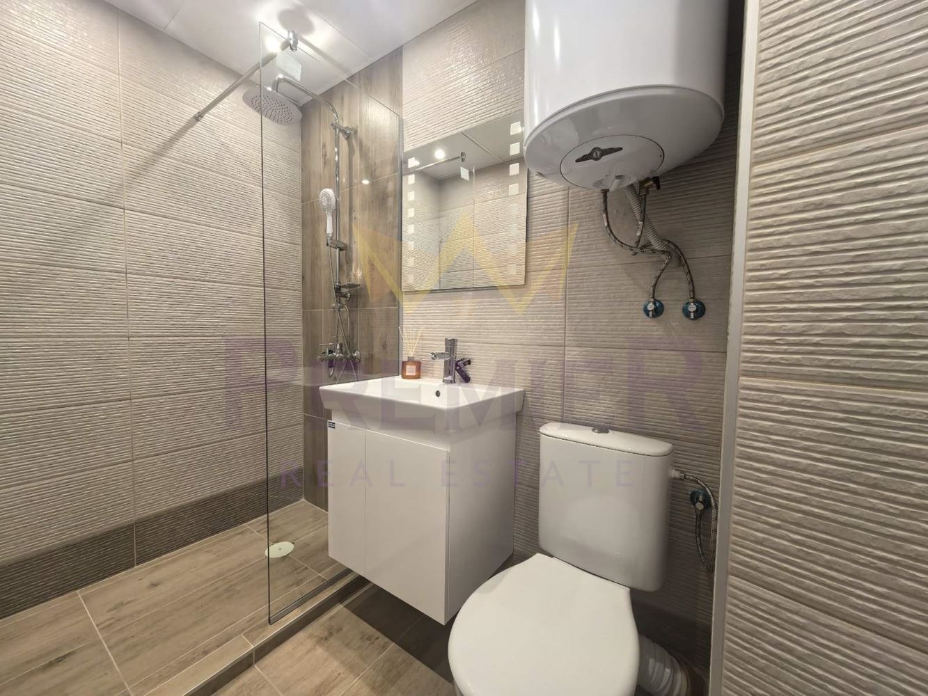Продава 2-СТАЕН, гр. Варна, Гранд Мол, снимка 10 - Апартаменти - 54203404