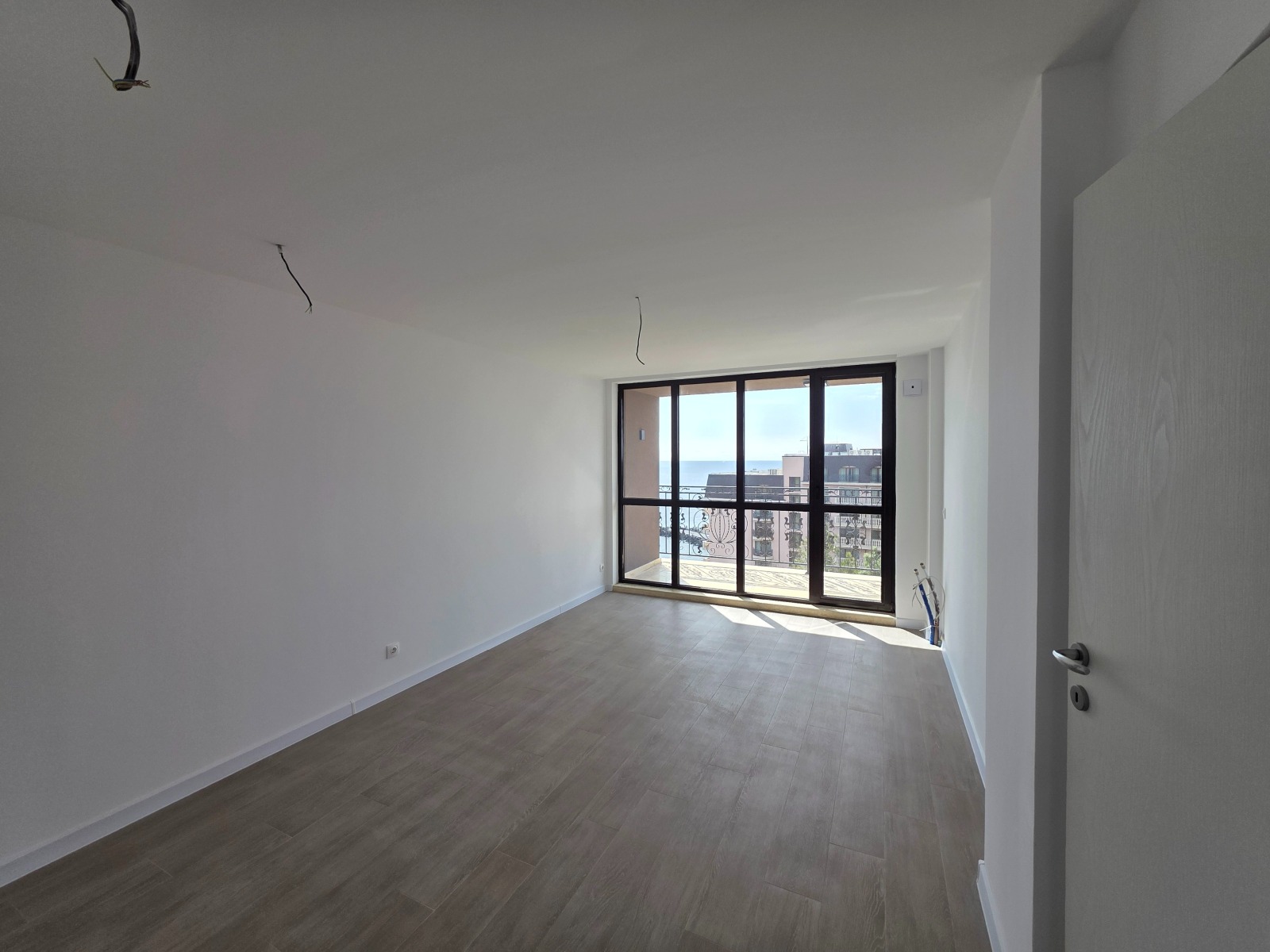 Продава 2-СТАЕН, гр. Варна, к.к. Чайка, снимка 5 - Апартаменти - 54264882