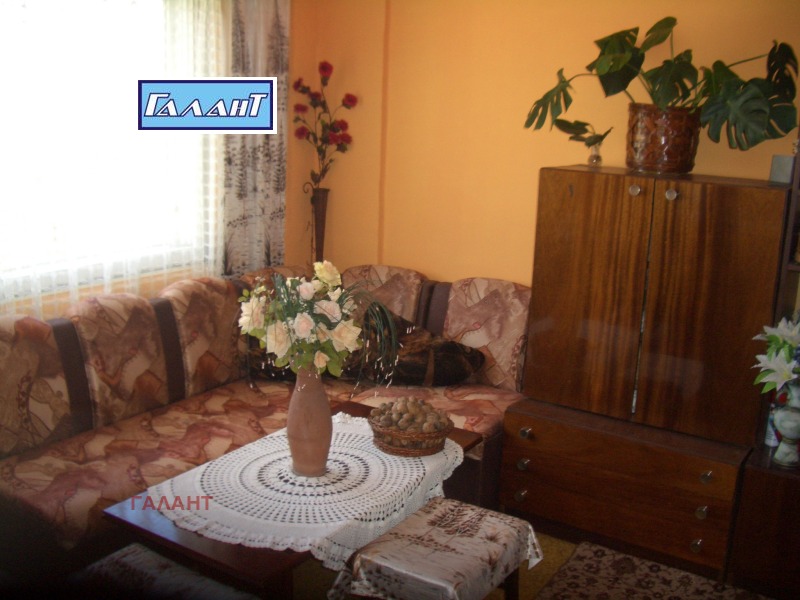 Продава 3-СТАЕН в град Варна, Левски 1 - 120 кв.м / 169 500 € » 331 513.19 лв., ГАЛАНТ