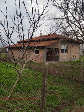 Casa Znamenosec, região Stara Zagora 15