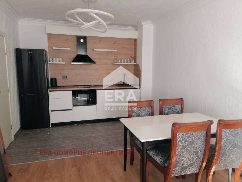 Продава  2-стаен област Бургас , гр. Поморие , 63 кв.м | 58440168