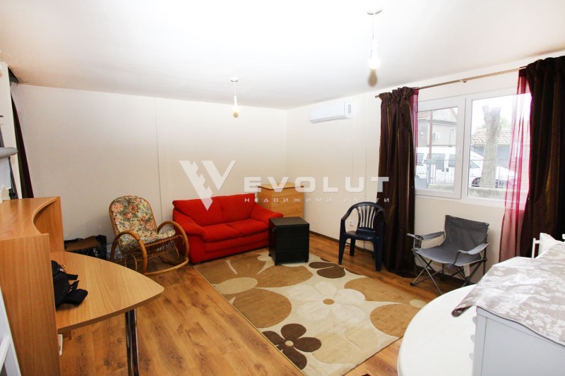 Продава КЪЩА, област Варна, гр. Суворово • 86000 € / 168201.38 лв. • 80783056 1