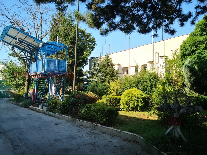 Продава ПРОМ. ПОМЕЩЕНИЕ, гр. Русе, Промишлена зона - Изток, снимка 15 - Производствени сгради - 52781794