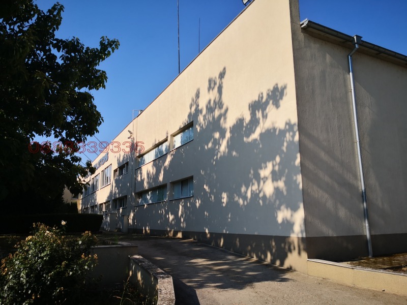 Продава ПРОМ. ПОМЕЩЕНИЕ, гр. Русе, Промишлена зона - Изток, снимка 3 - Производствени сгради - 52781794