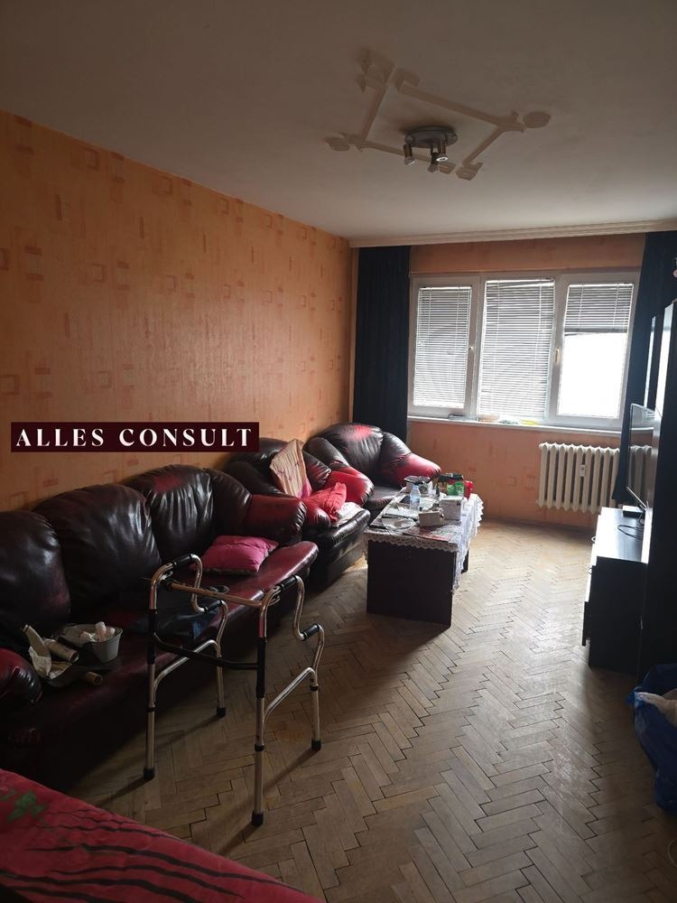 Продава 2-СТАЕН, гр. София, Връбница 1