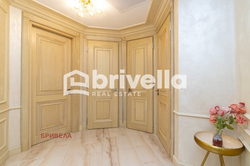 De vânzare  3 dormitoare Sofia , Lozeneț , 170 mp | 20976378 - imagine [11]
