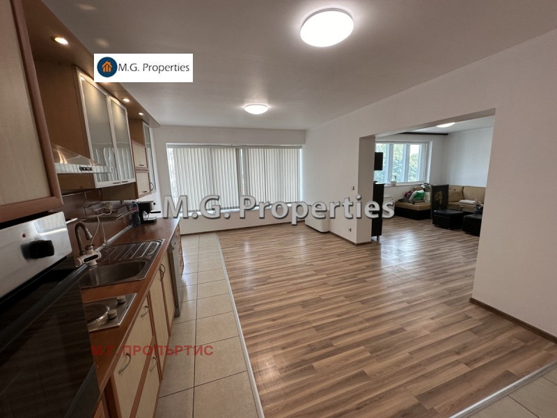 Na prodej  3+ ložnice Dobrič , Centar , 280 m2 | 77568164 - obraz [5]