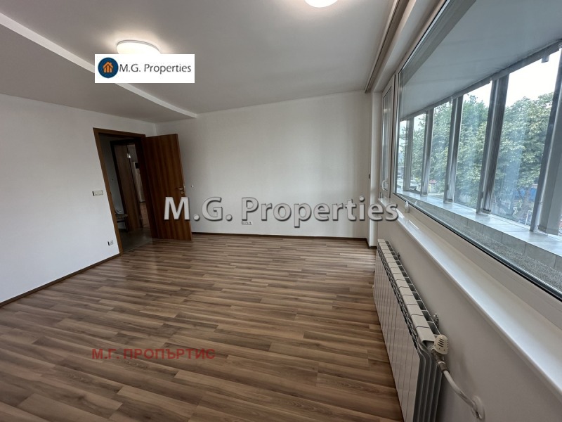 Na prodej  3+ ložnice Dobrič , Centar , 280 m2 | 77568164 - obraz [8]