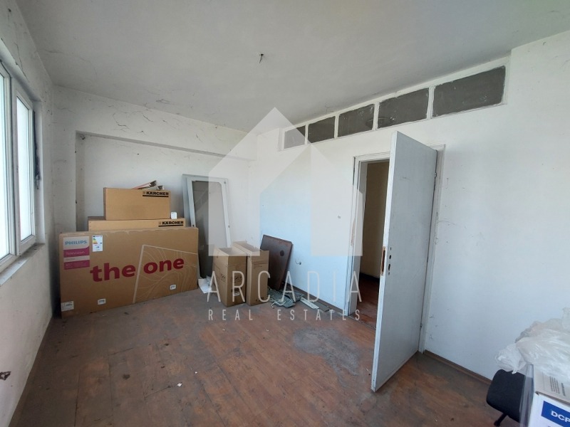 Продава ОФИС, гр. Пловдив, Център, снимка 6 - Офиси - 54136939