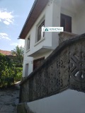 Продава КЪЩА, с. Беловица, област Пловдив, снимка 3 - Къщи - 45271771