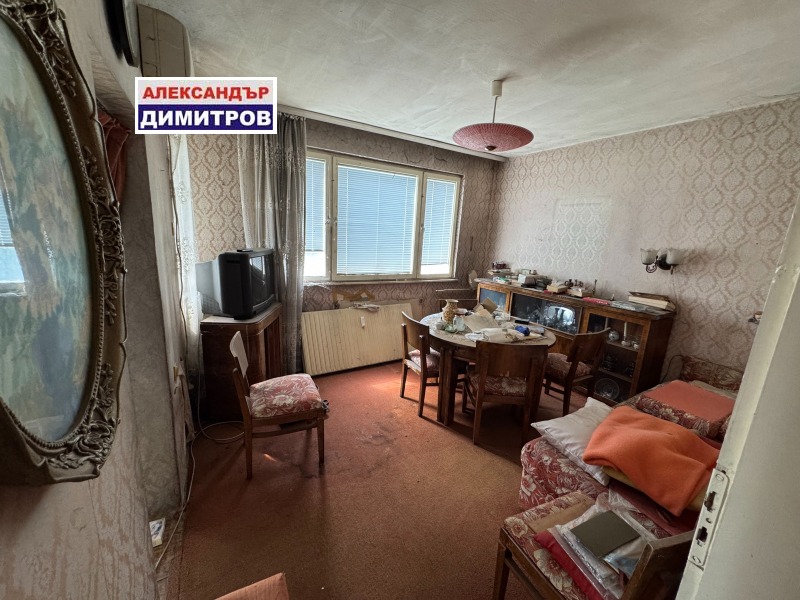 Te koop  1 slaapkamer Ruse , Tsentar , 69 m² | 98899729