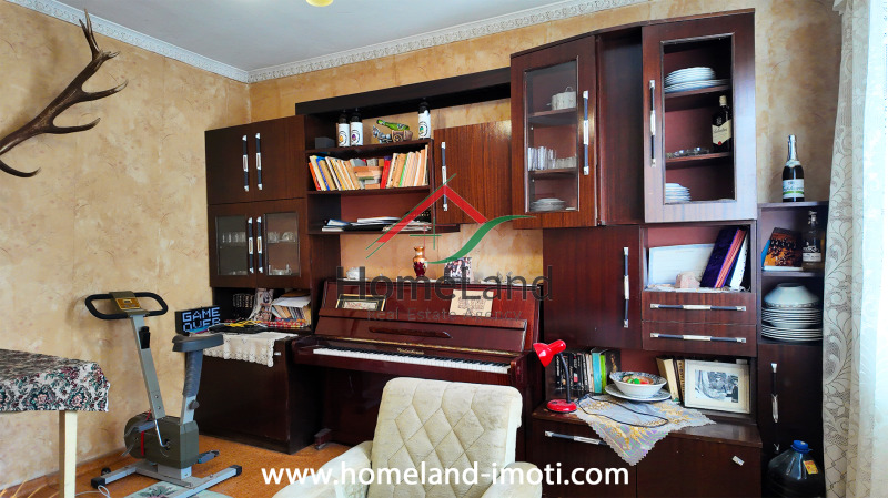 Продава 3-СТАЕН, гр. Пазарджик, Център, снимка 2 - Апартаменти - 53522955