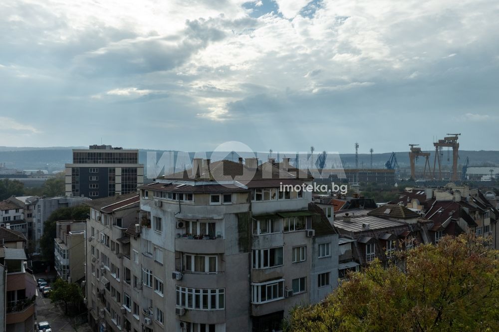 Продава 3-СТАЕН, гр. Варна, Операта, снимка 17 - Апартаменти - 54303565