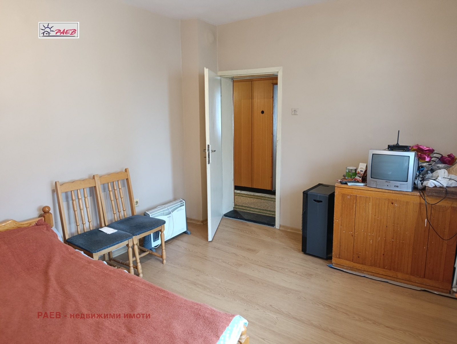 Продава ЕТАЖ ОТ КЪЩА, гр. Бяла, област Русе, снимка 11 - Етаж от къща - 54075629