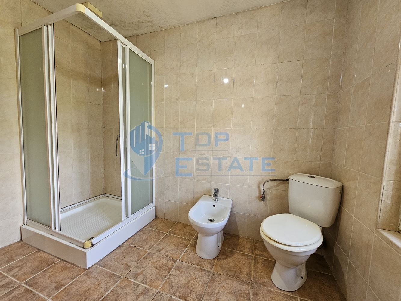 Продава КЪЩА, с. Хотница, област Велико Търново, снимка 10 - Къщи - 51407149