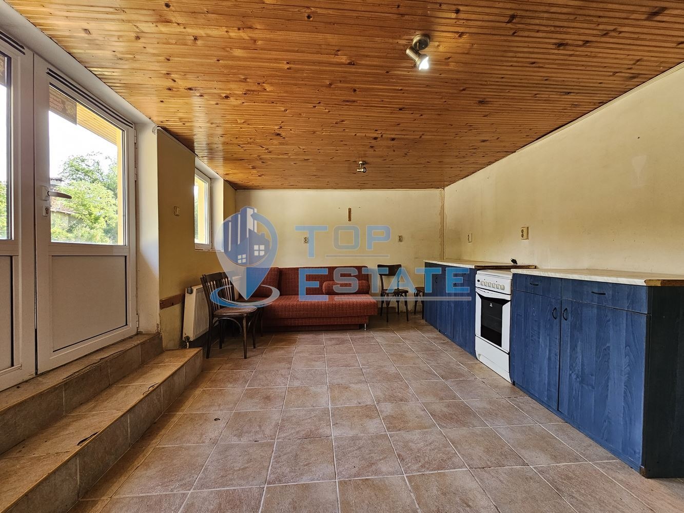 Продава КЪЩА, с. Хотница, област Велико Търново, снимка 2 - Къщи - 51407149