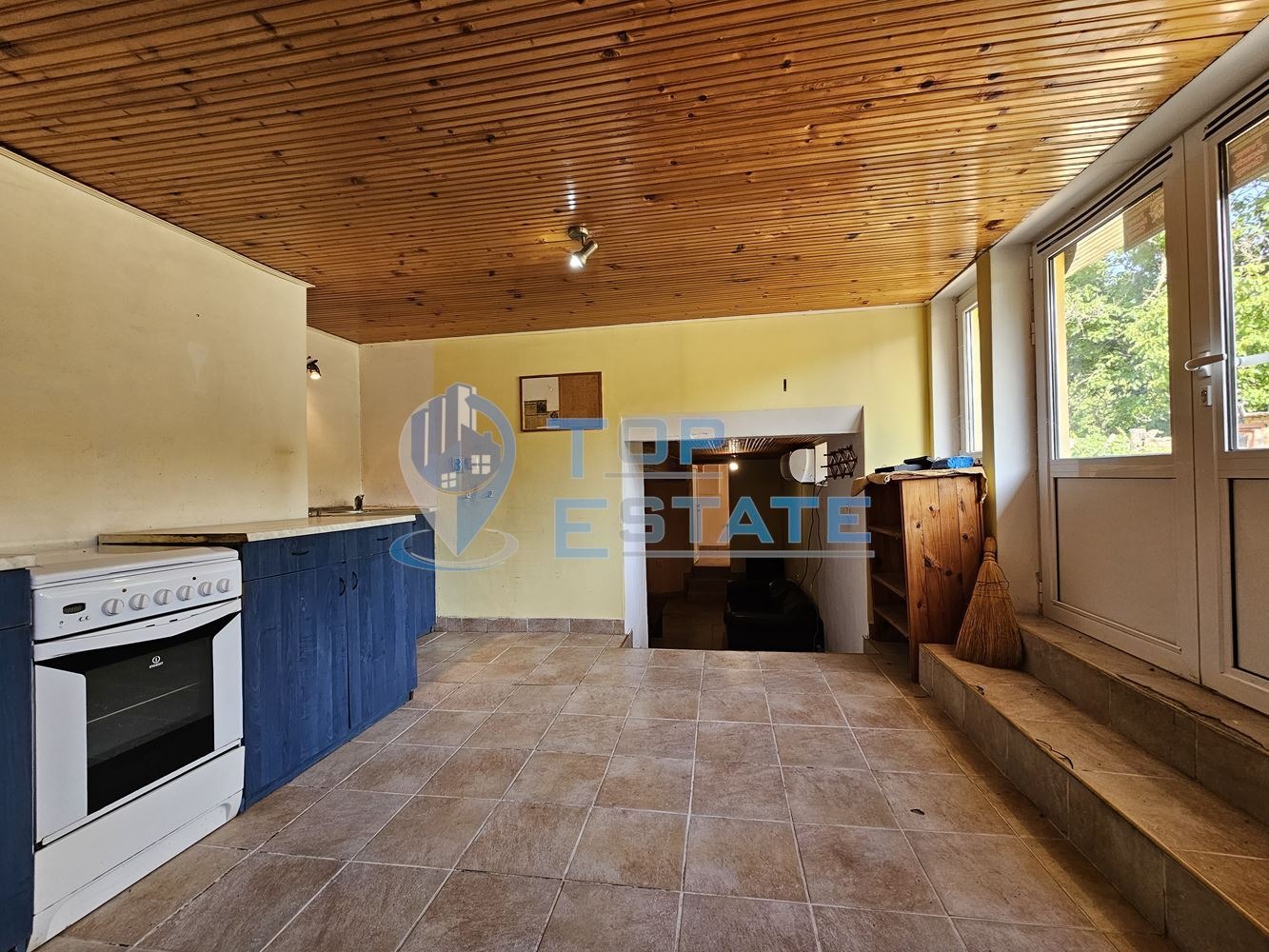 Продава КЪЩА, с. Хотница, област Велико Търново, снимка 3 - Къщи - 51407149