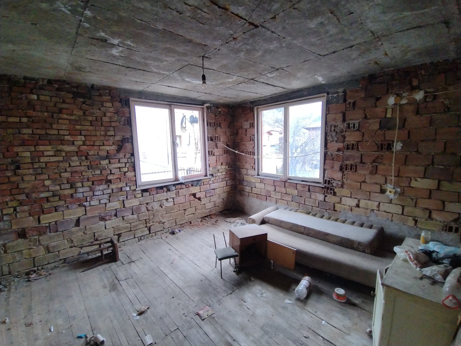 Продава КЪЩА, с. Кладница, област Перник, снимка 11 - Къщи - 53960678