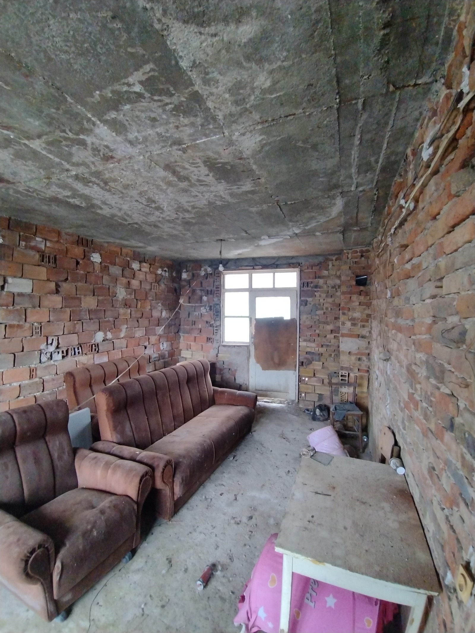 Продава КЪЩА, с. Кладница, област Перник, снимка 12 - Къщи - 53960678