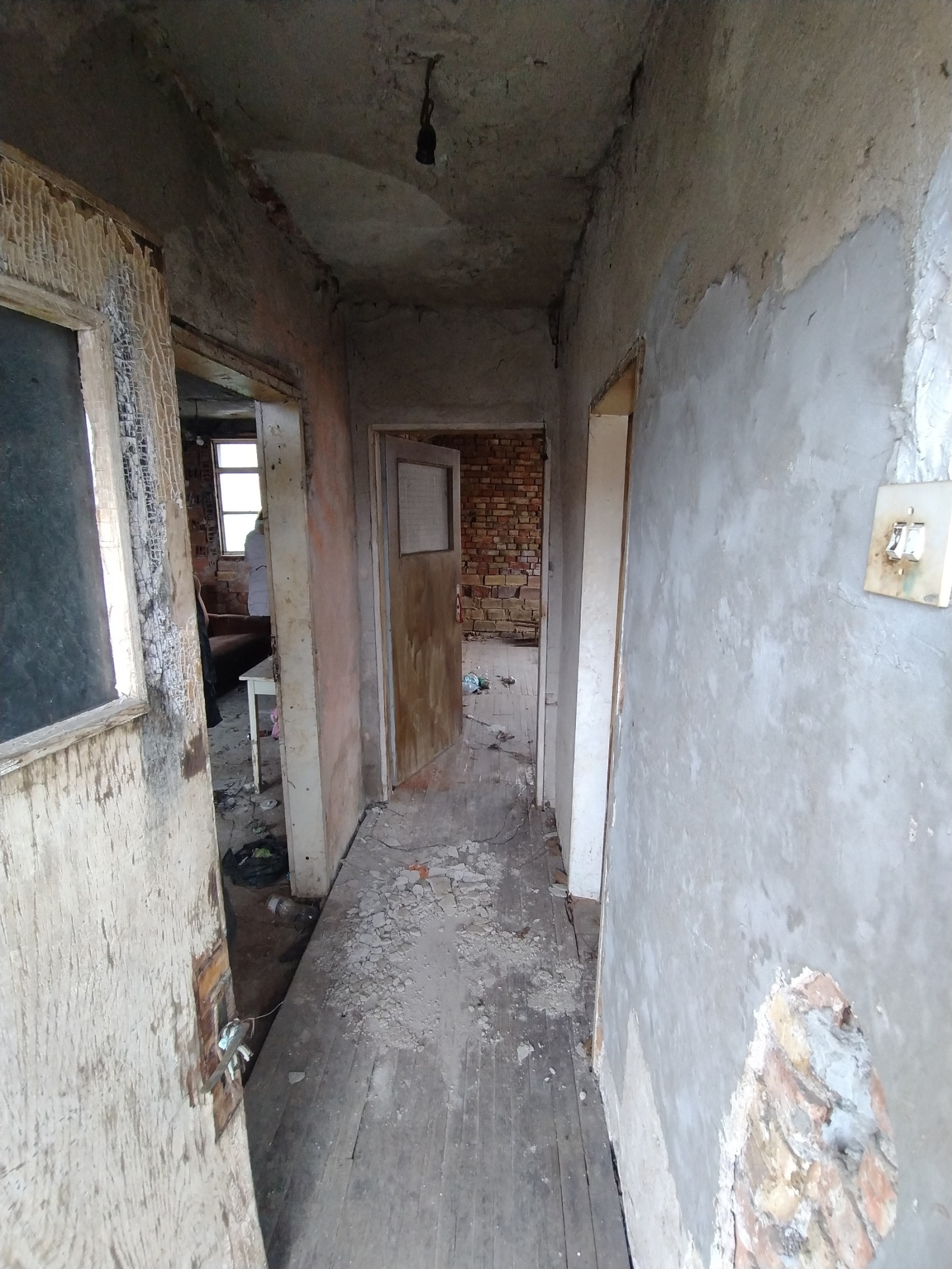 Продава КЪЩА, с. Кладница, област Перник, снимка 9 - Къщи - 53960678