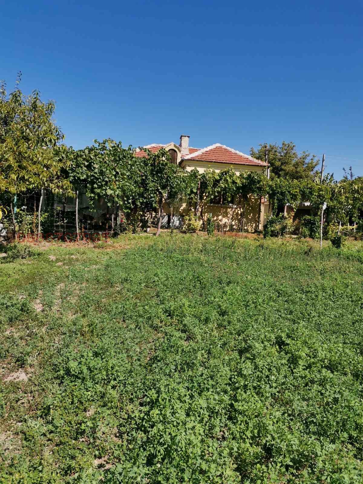 Продава КЪЩА, с. Полски Градец, област Стара Загора, снимка 2 - Къщи - 56134102