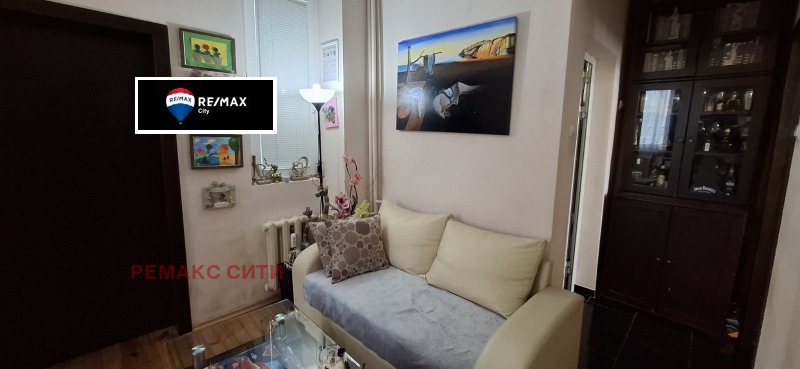 Продава 2-СТАЕН, гр. София, Център, снимка 2 - Апартаменти - 53590402