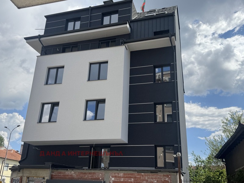 Продава  3-стаен град София , Център , 88 кв.м | 63955674