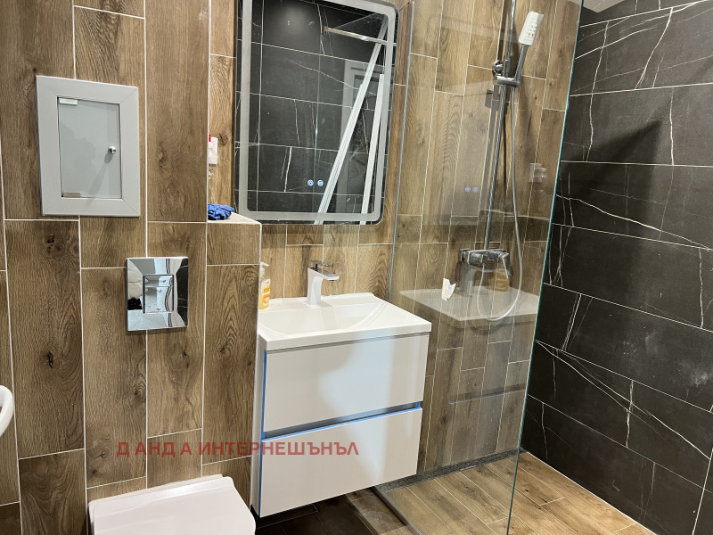 Продава 3-СТАЕН, гр. София, Център, снимка 3 - Апартаменти - 50748150