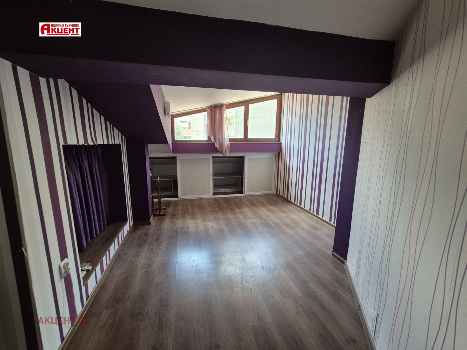Продава 4-СТАЕН, гр. Велико Търново, Център, снимка 4 - Апартаменти - 54958208