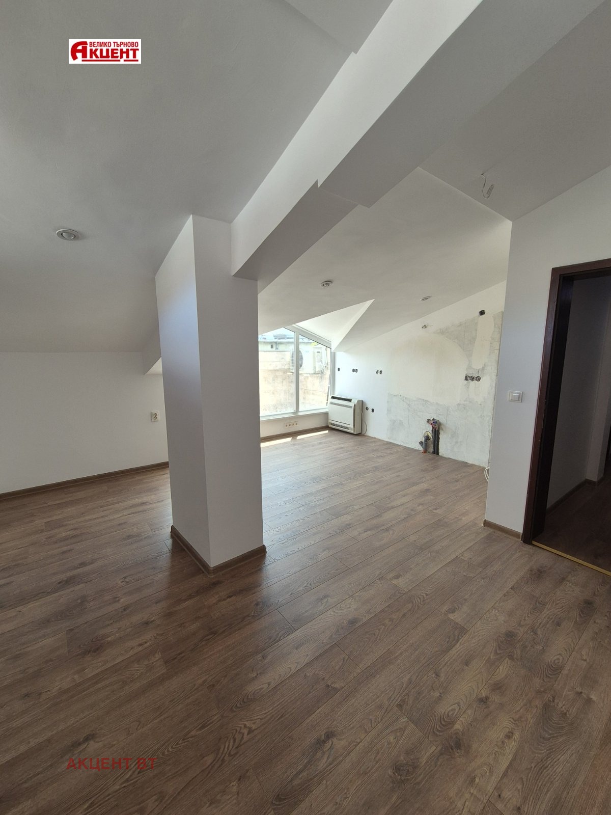 Продава 4-СТАЕН, гр. Велико Търново, Център, снимка 9 - Апартаменти - 54958208