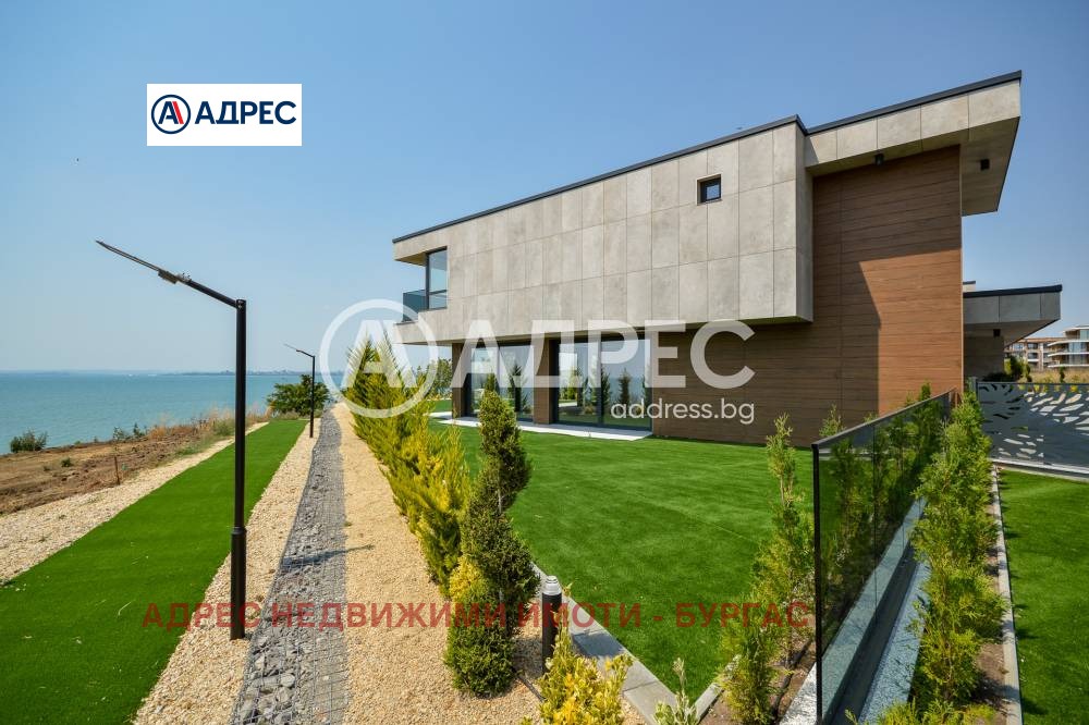 Продава КЪЩА, гр. Бургас, Сарафово, снимка 2 - Къщи - 53782911
