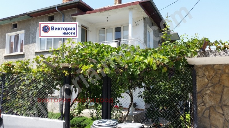 Продава КЪЩА в област Велико Търново, гр. Дебелец - 170 кв.м / 155 000 € » 303 153.65 лв., ВИКТОРИЯ ИМОТИ ЕООД