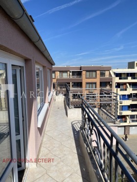 3 makuuhuonetta Pomorie, Burgasin alue 10