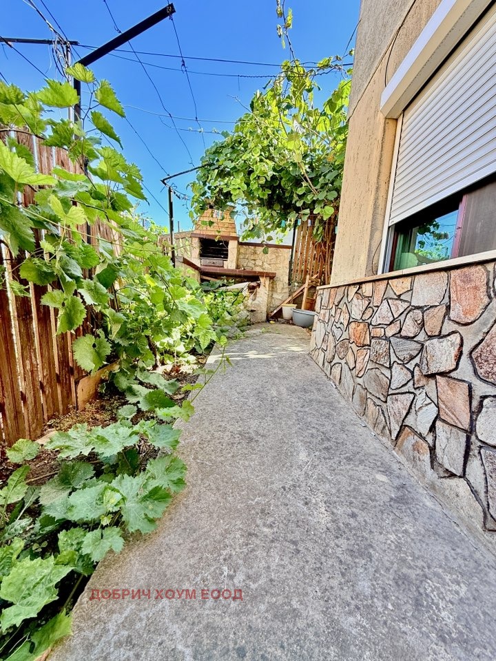 Продава  Етаж от къща град Добрич , Център , 60 кв.м | 46389292 - изображение [2]
