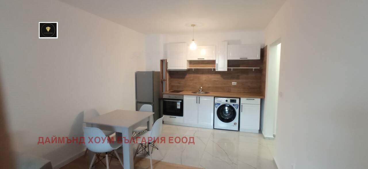 Продава 2-СТАЕН, гр. Пловдив, Кючук Париж, снимка 3 - Апартаменти - 54302479