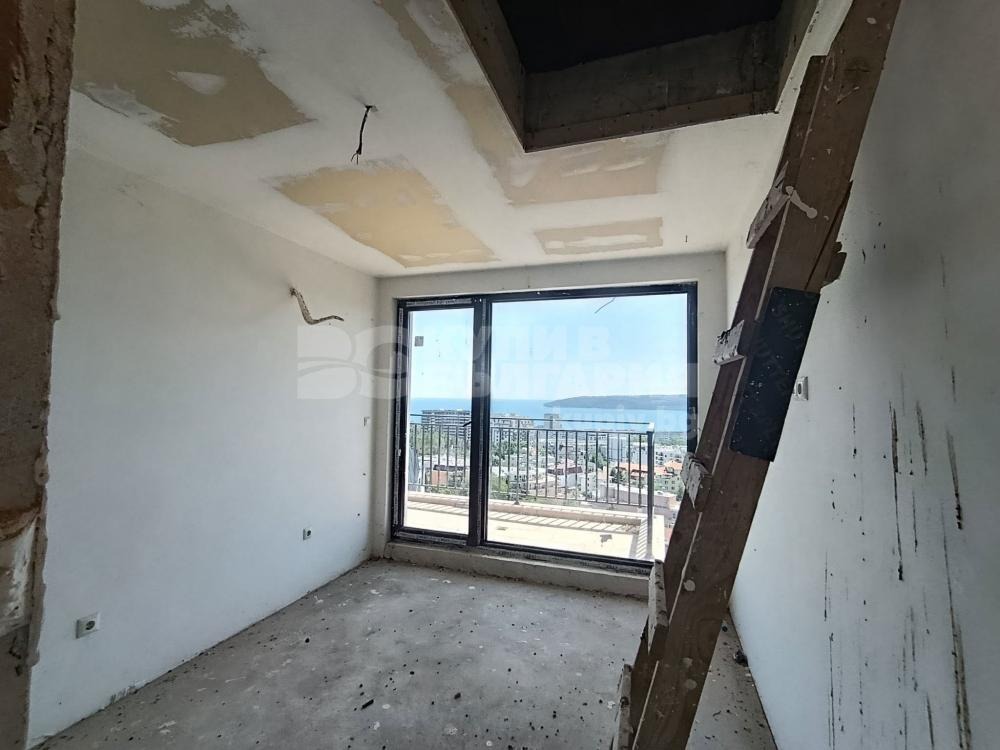 Продава 4-СТАЕН, гр. Варна, Бриз, снимка 11 - Апартаменти - 54695414