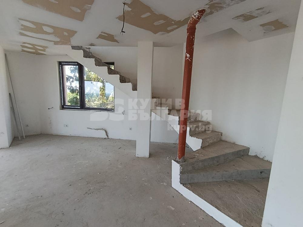 Продава 4-СТАЕН, гр. Варна, Бриз, снимка 9 - Апартаменти - 54695414