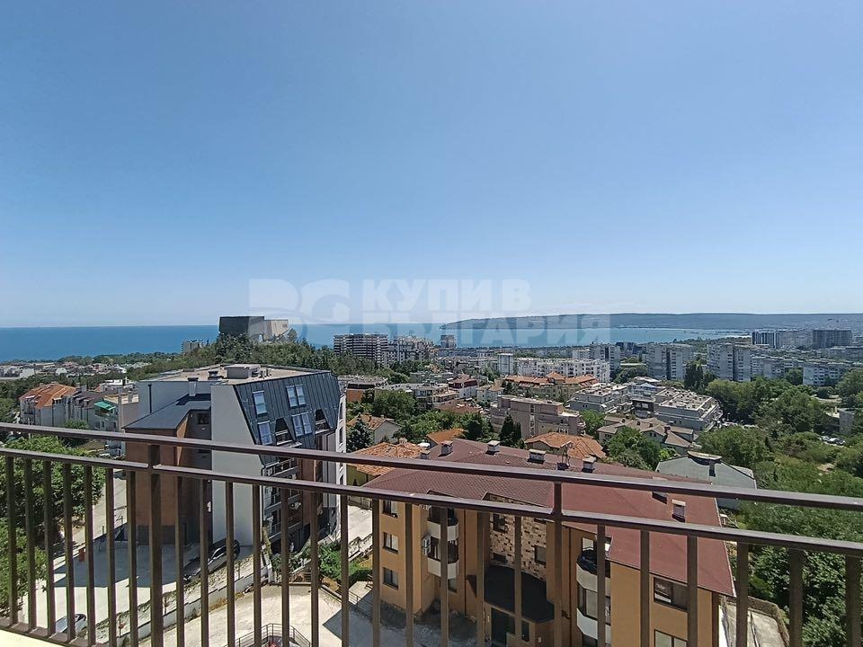Продава 4-СТАЕН, гр. Варна, Бриз, снимка 2 - Апартаменти - 54695414