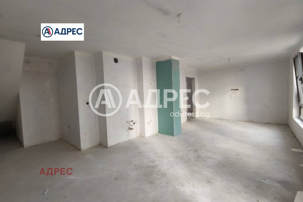 Продава МНОГОСТАЕН, гр. Варна, Лятно кино Тракия, снимка 2 - Апартаменти - 54223907