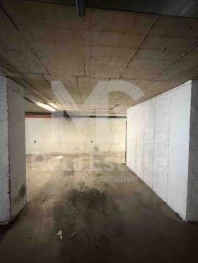 ГАРАЖ, ПАРКОМЯСТО, 22 m2