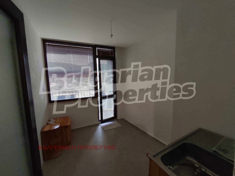 Продава 2-СТАЕН, гр. Шумен, Болницата, снимка 2 - Апартаменти - 52397491