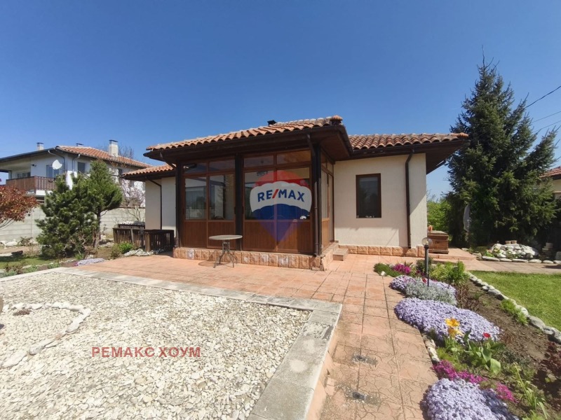 Продава  Къща област Добрич , с. Соколово , 137 кв.м | 82821255 - изображение [2]