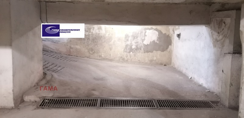 In vendita  Box auto Varna , Tsentar , 17 mq | 24124928 - Immagine [3]