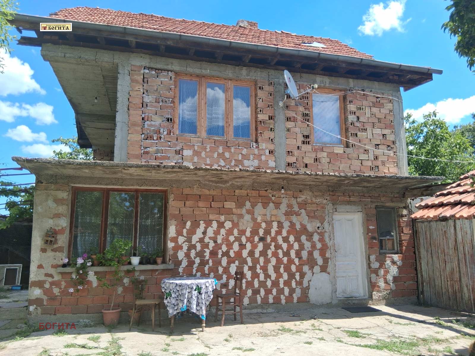 Продава КЪЩА, с. Стрелец, област Стара Загора, снимка 2 - Къщи - 56126465