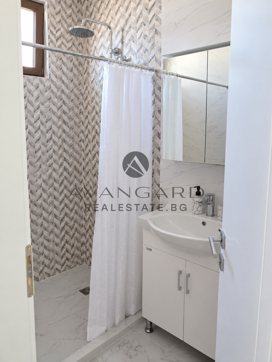 Продава КЪЩА, с. Скутаре, област Пловдив, снимка 5 - Къщи - 56126628