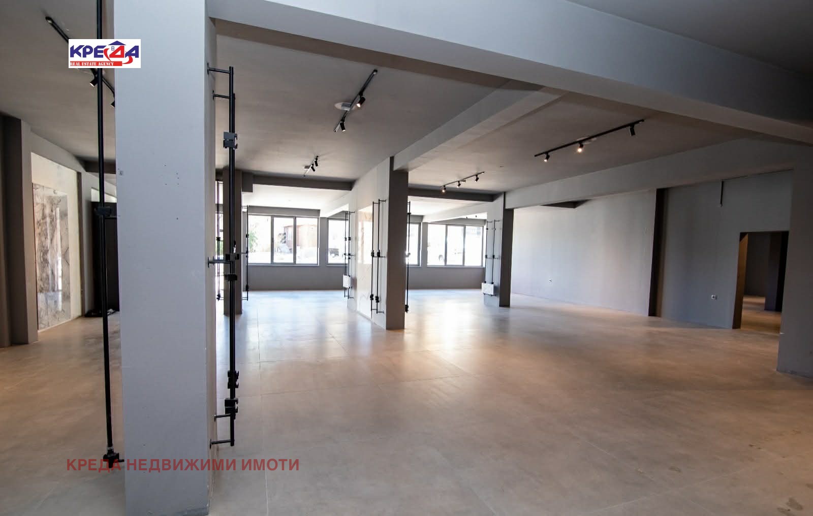 Продава МАГАЗИН, гр. Кърджали, Възрожденци, снимка 4 - Магазини - 53619069