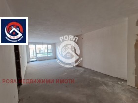 1 quarto Hristo Smirnenski, Plovdiv 4