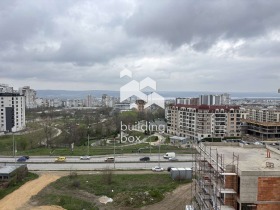 2 slaapkamers Vazrazjdane 4, Varna